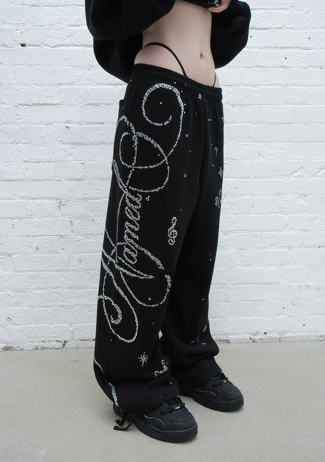 DREAMER RHINESTONE TEDDY OVERSIZED SWEATPANTS BLACK