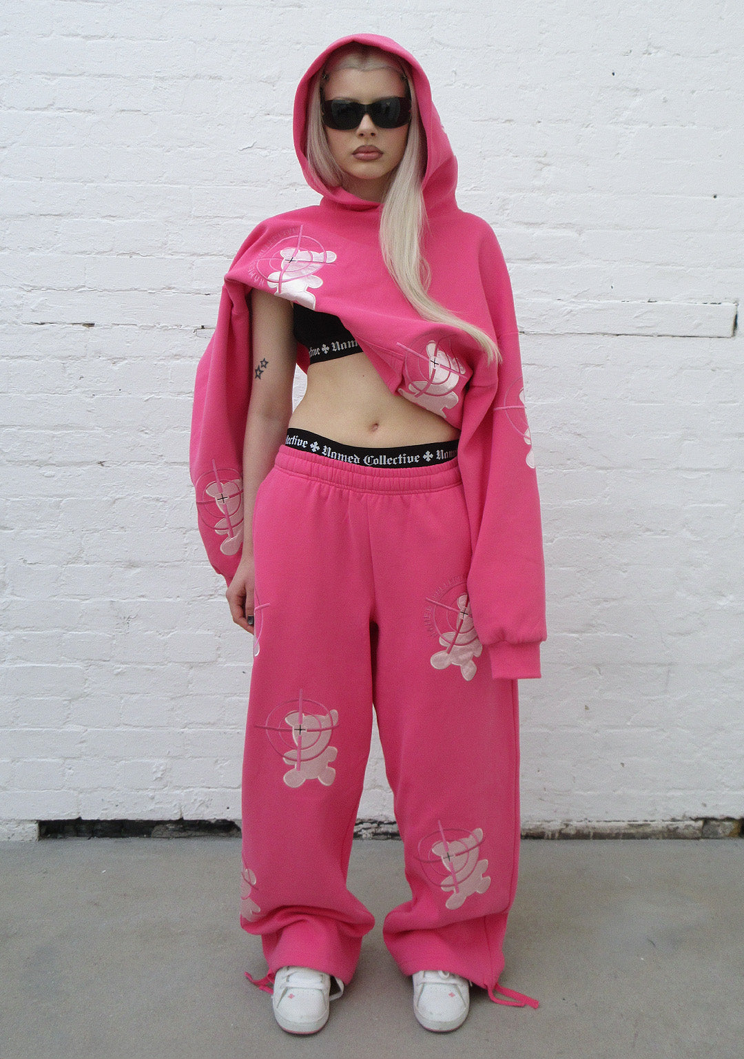 GAMER OVERSIZED SWEATPANTS HOT PINK