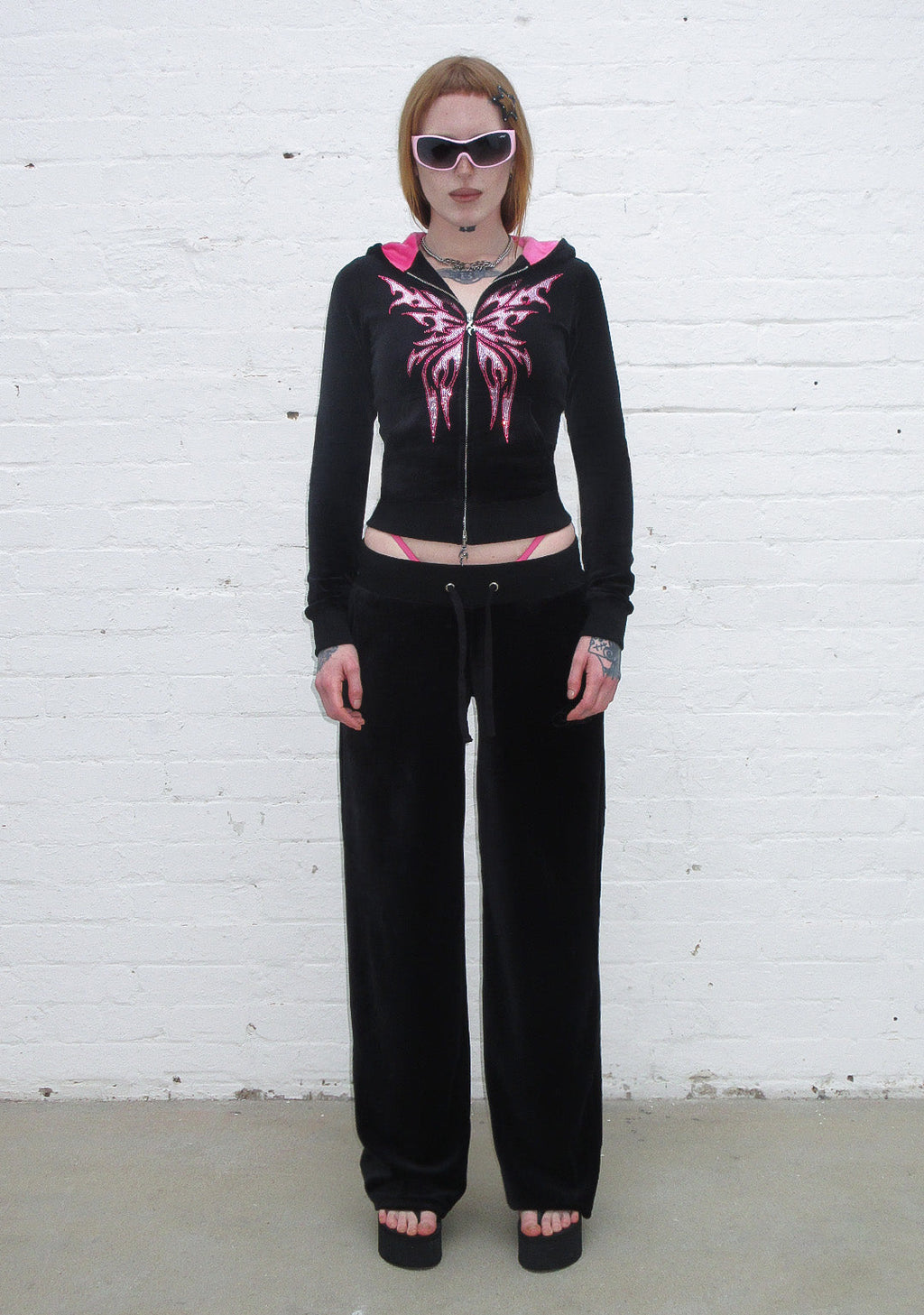 IDOL RHINESTONE VELOUR SWEATPANTS BLACK