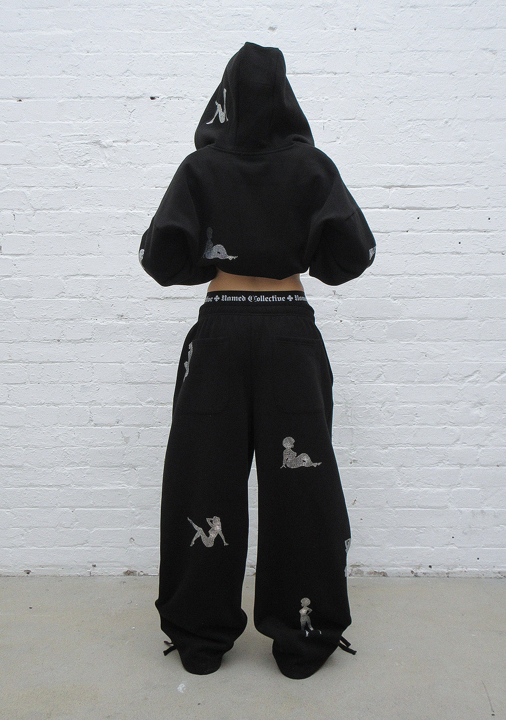 UNREALISTIC IDEALS RHINESTONE OVERSIZED SWEATPANTS BLACK